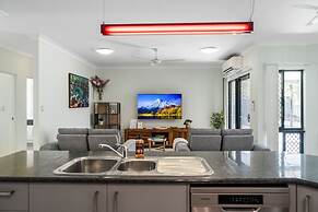 Zen Orient Luxurious 4BR Oasis With Private Pool
