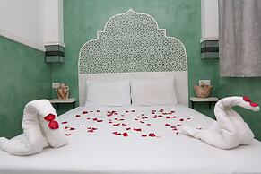 Riad Seven Doors