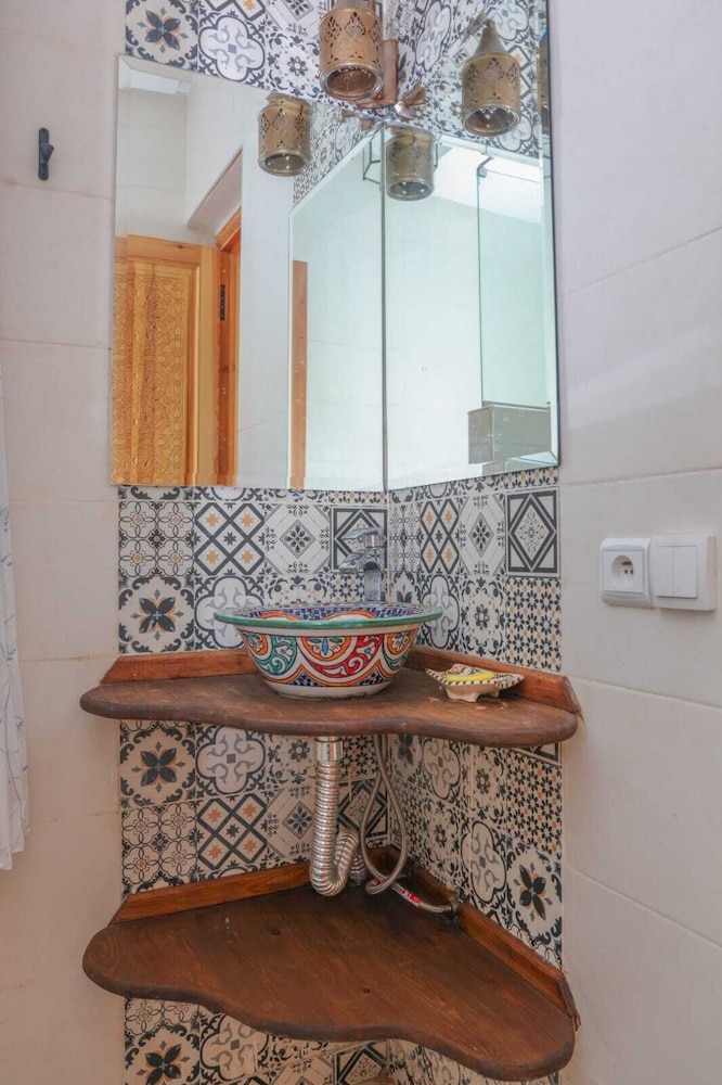 Riad Seven Doors