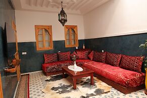 Riad Seven Doors