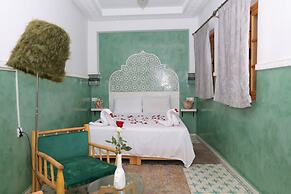 Riad Seven Doors
