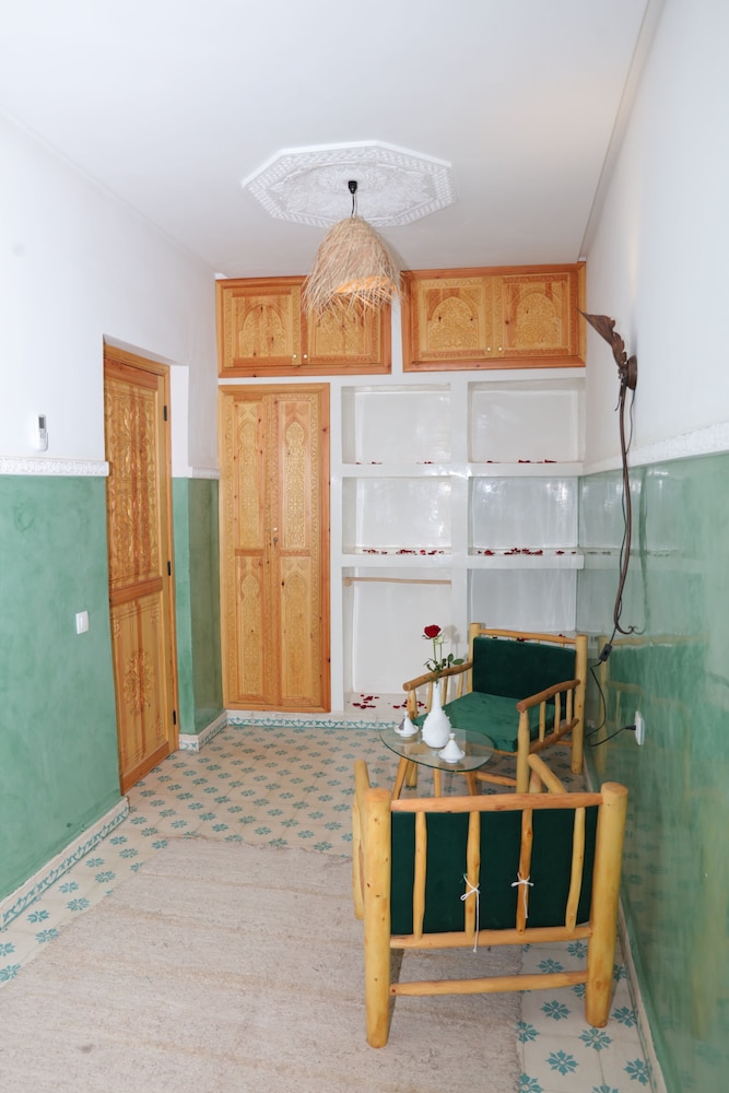 Riad Seven Doors