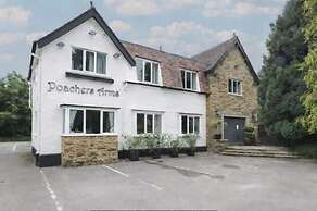 The Poachers Arms Hotel