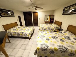 HOTEL CALIFORNIA