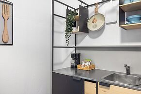 Castellana by Otium