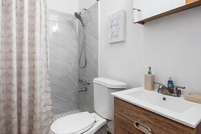 Castellana by Otium
