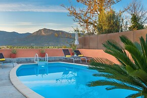 Hotel Moscari by CheelHotels