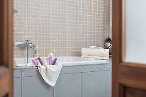 Hotel Moscari by CheelHotels