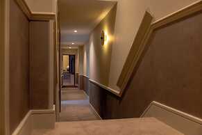 108 Shirland Road