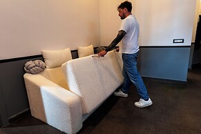 LH51 Urban Suite