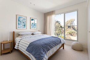 Bridgewater House Gas Heated Pool