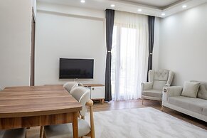Lale Saray - Sapanca