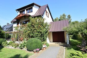Large Holiday Home With Private Garden