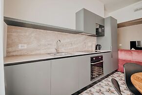 Elegant Flats near Guastalla Gardens