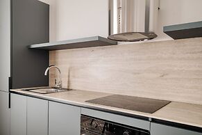 Elegant Flats near Guastalla Gardens