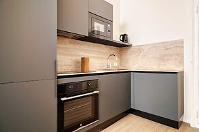 Elegant Flats near Guastalla Gardens