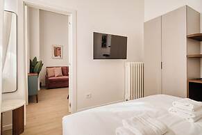 Elegant Flats near Guastalla Gardens
