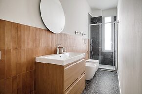 Elegant Flats near Guastalla Gardens