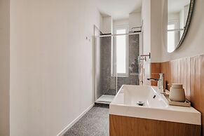 Elegant Flats near Guastalla Gardens