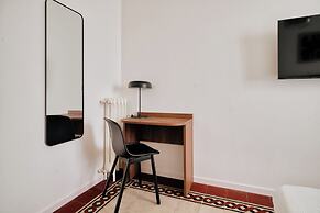 Elegant Flats near Guastalla Gardens