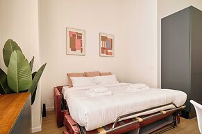 Elegant Flats near Guastalla Gardens