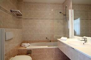 Grand Hotel Monopole