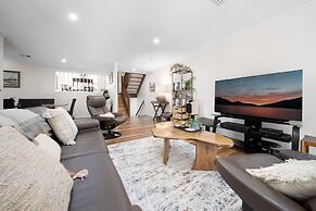 Gorgeous 2-bed Townhouse With Patio, BBQ & Parking