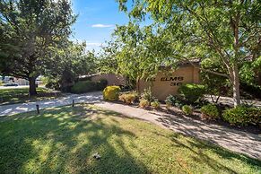 Gorgeous 2-bed Townhouse With Patio, BBQ & Parking
