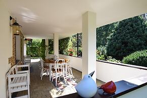 Comfortable Holiday Home With a Private Garden