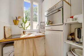 Lovely Apartment Near Paris