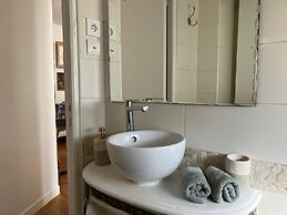 Lovely Apartment Near Paris