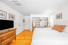 Blue Hill Inn