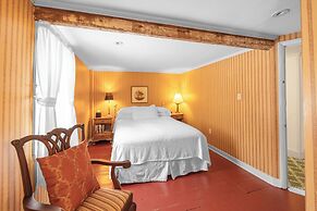 Blue Hill Inn