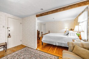 Blue Hill Inn