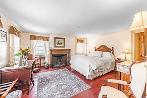 Blue Hill Inn