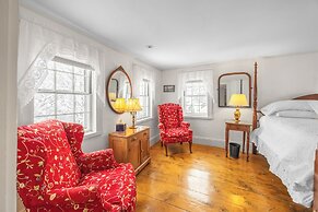 Blue Hill Inn
