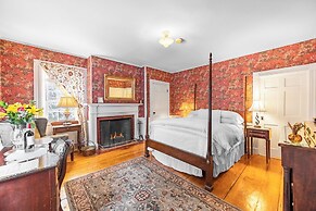 Blue Hill Inn