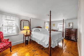 Blue Hill Inn