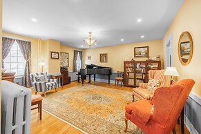 Blue Hill Inn