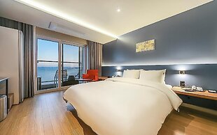 Brown Dot Pohang Yeongildae Beach Branch