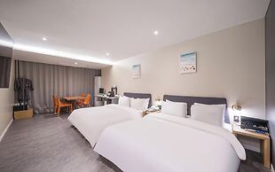 Brown Dot Pohang Yeongildae Beach Branch