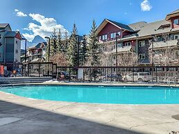 Mountain View Condo - Lodges at Canmore