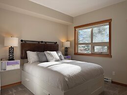 Mountain View Condo - Lodges at Canmore