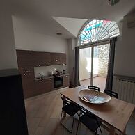 Amalia Apartments - Via la Farina