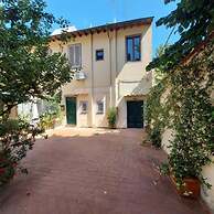 Amalia Apartments - Via la Farina