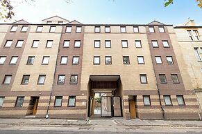 Meadow Court Apartments