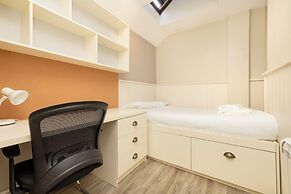 Meadow Court Apartments