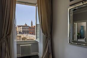 Acciaiuoli Luxury Suite by MMega