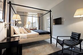 Acciaiuoli Luxury Suite by MMega