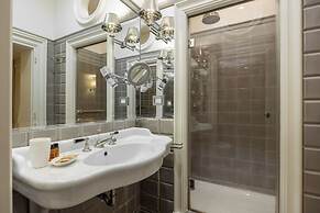 Acciaiuoli Luxury Suite by MMega